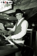 Robert 