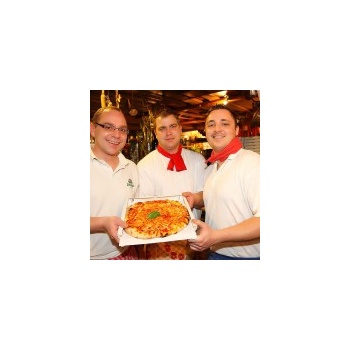26. Pizzeria La Strada - Hart